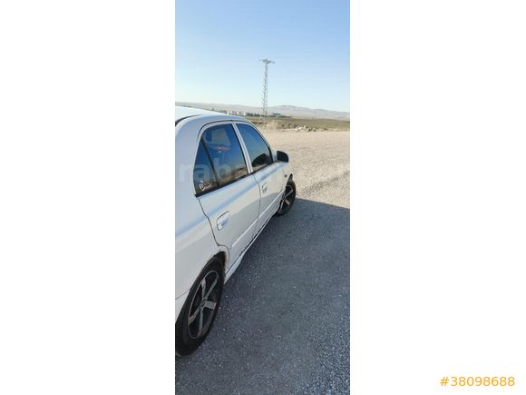 Sahibinden Hyundai Accent 1.5 1.5i GLS 2000 Model
