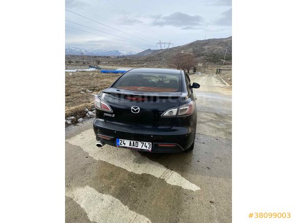 Sahibinden Mazda 3 1.6 Touring 2010 Model  