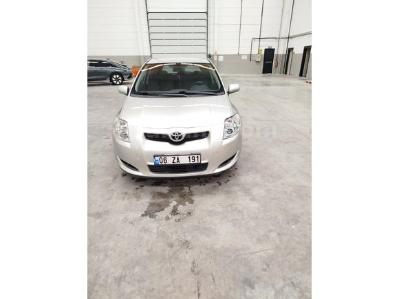 Sahibinden Toyota Auris 1.4 D-4D Comfort 2008 Model