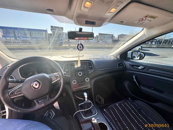 Sahibinden Renault Megane 1.5 Blue DCI Joy 2020 Model 