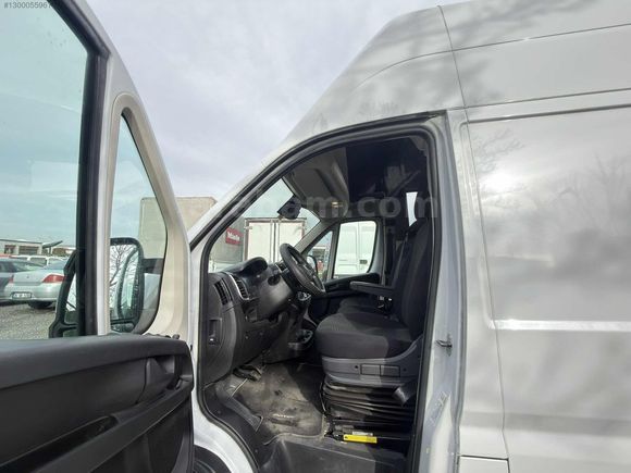ÖZÇABA'DAN 2025 MODEL PEUGEOT BOXER 17 M3 PANELVAN