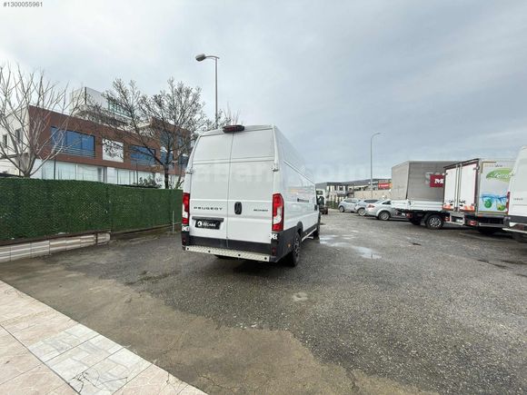ÖZÇABA'DAN 2025 MODEL PEUGEOT BOXER 17 M3 PANELVAN