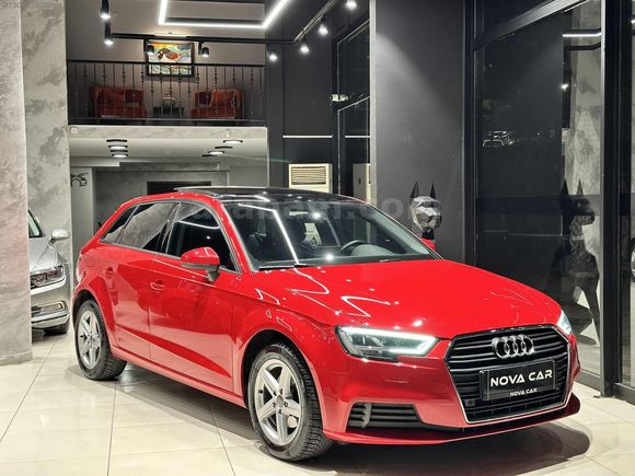 NOVA CAR'DAN AUDİ A3 30 TFSI DYNAMİC SUNROOF HATASIZ/BOYASIZ