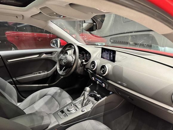 NOVA CAR'DAN AUDİ A3 30 TFSI DYNAMİC SUNROOF HATASIZ/BOYASIZ
