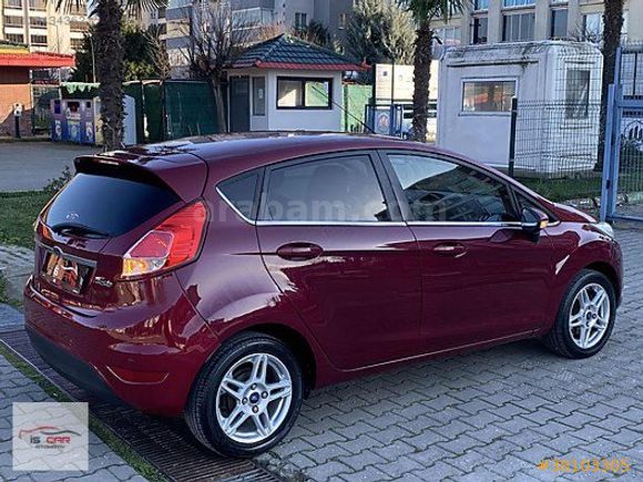 İS CAR 157.000KM+DEĞİŞENSİZ+TİTANİUM+BAKIMLI+LANSMAN RENK!!