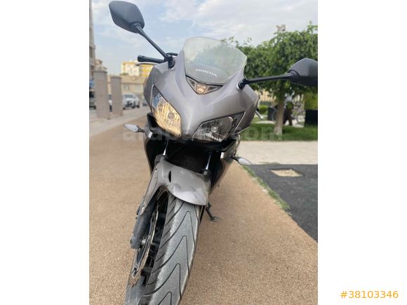 Temiz sahibinden Honda CBR 500R 