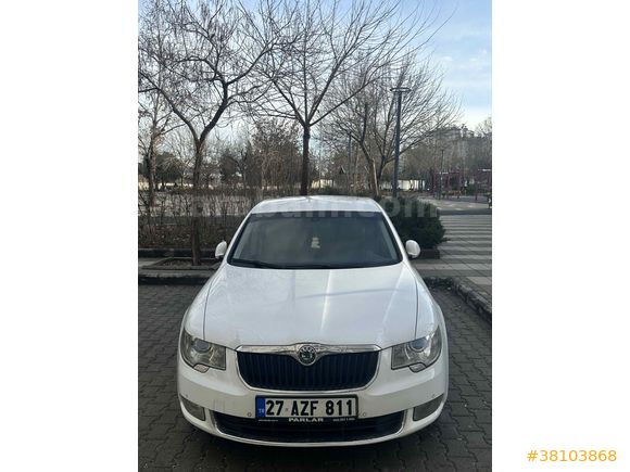 Sahibinden Skoda SuperB 1.6 TDI Elegance 2012 Model 