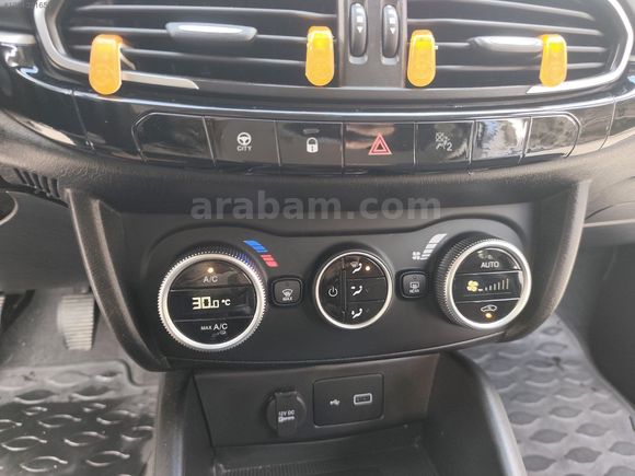 2021 MODEL ORJİNAL 52 BİN KİLOMETREDE EGEA 1.4 LOUNGE EN DOLUSU