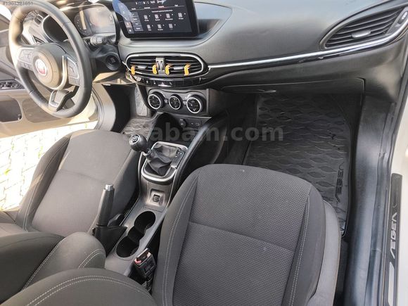 2021 MODEL ORJİNAL 52 BİN KİLOMETREDE EGEA 1.4 LOUNGE EN DOLUSU