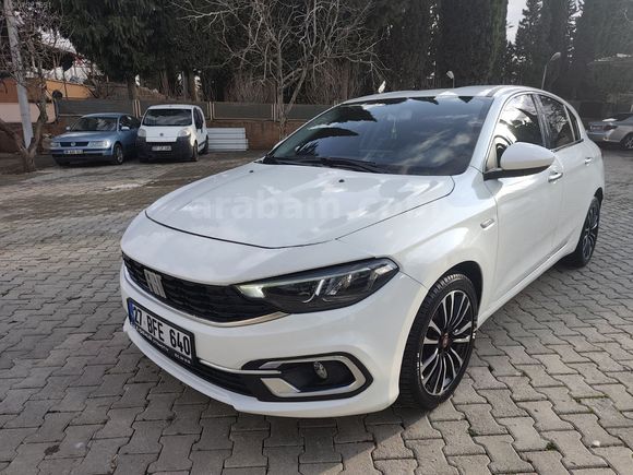 2021 MODEL ORJİNAL 52 BİN KİLOMETREDE EGEA 1.4 LOUNGE EN DOLUSU