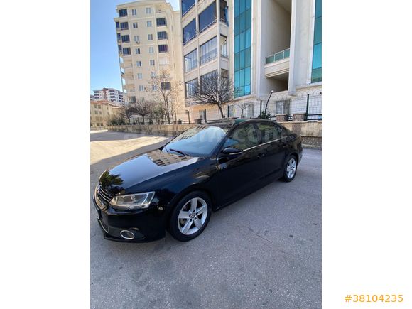 Sahibinden Volkswagen Jetta 1.2 TSi Trendline 2011 Model  150.000 km Siyah