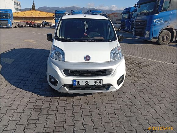 Sahibinden OTOMOBİL ruhsatlı 95lik  Fiat Fiorino Combi 1.3 Multijet Premio 2017 Model