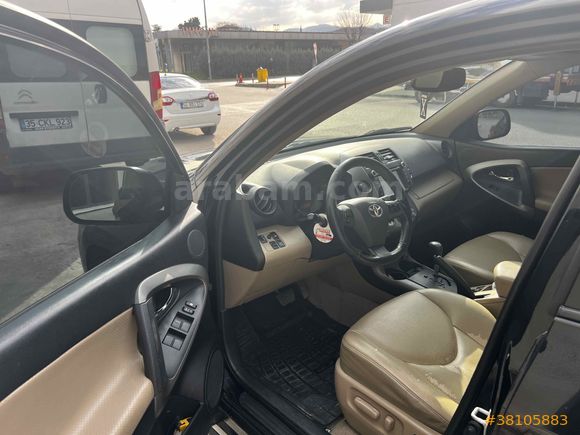 Sahibinden Toyota RAV4 2.0 Premium Plus 2012 Model Sakarya