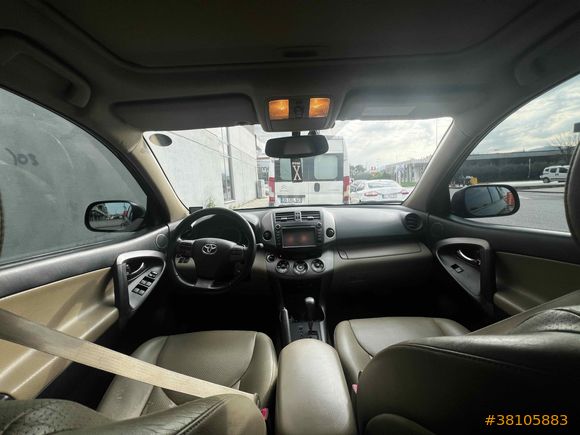 Sahibinden Toyota RAV4 2.0 Premium Plus 2012 Model Sakarya
