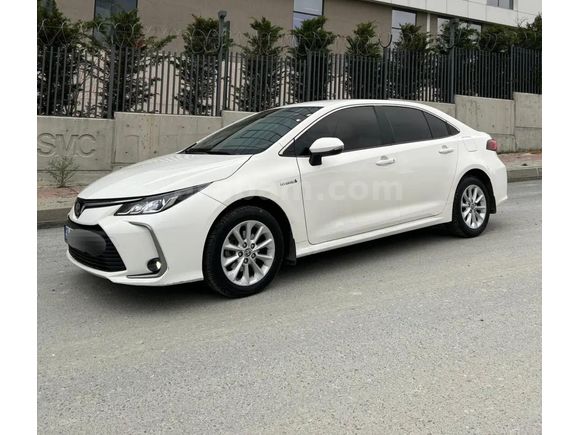 Sahibinden Toyota Corolla 1.8 Hybrid Dream 2021 Model 95000 km Yetkili servis bakımlı