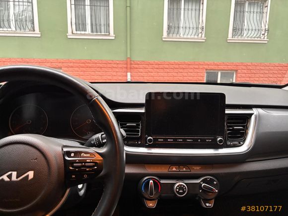 Sahibinden Kia Stonic 1.4 MPI Cool 2022 Model