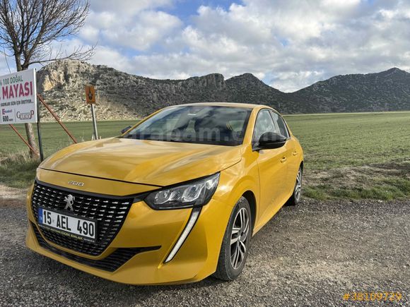 Galeriden Peugeot 208 1.2 PureTech Allure 2023 Model Antalya