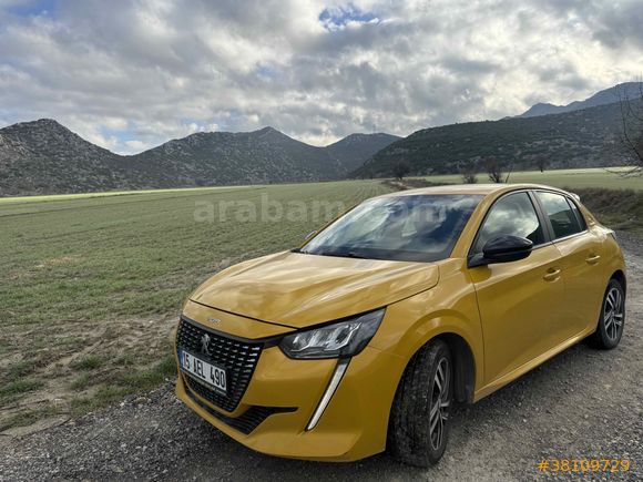 Galeriden Peugeot 208 1.2 PureTech Allure 2023 Model Antalya