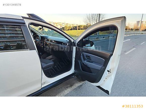 BKR AUTO DAN 19 BİNDE 2022 MODEL 4x4 DUSTER