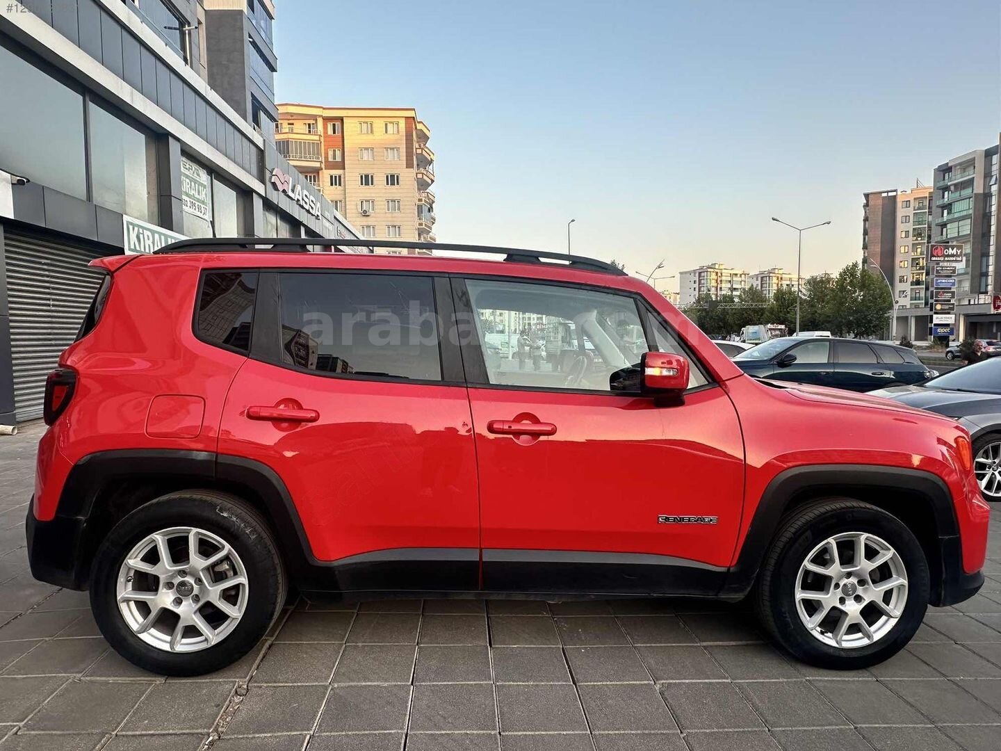 ASN'DEN JEEP RENEGADE 1.6 DİZEL LİMİTED PAKET OTOMATİK VİTES 4