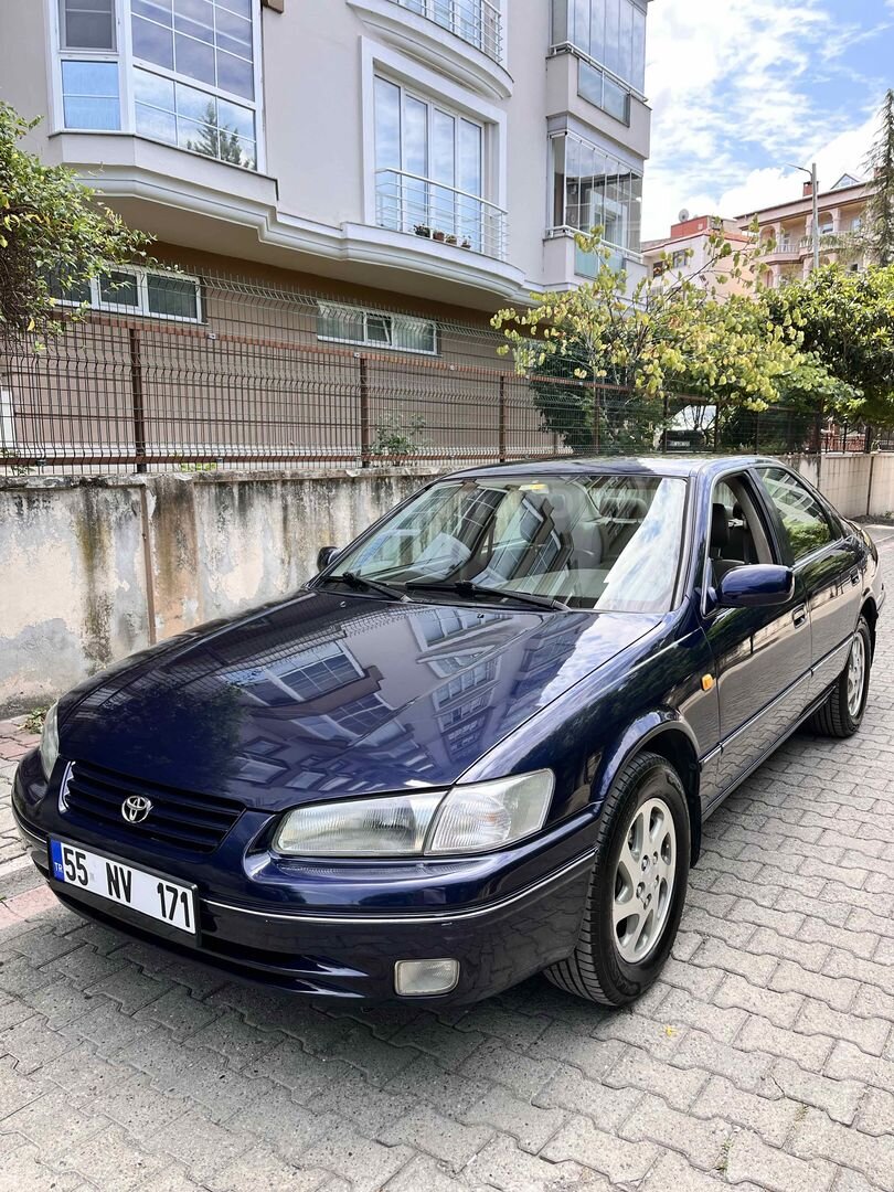 Sahibinden Toyota Camry 3.0 GX 1999 Model Samsun 115.000 km Lacivert 4