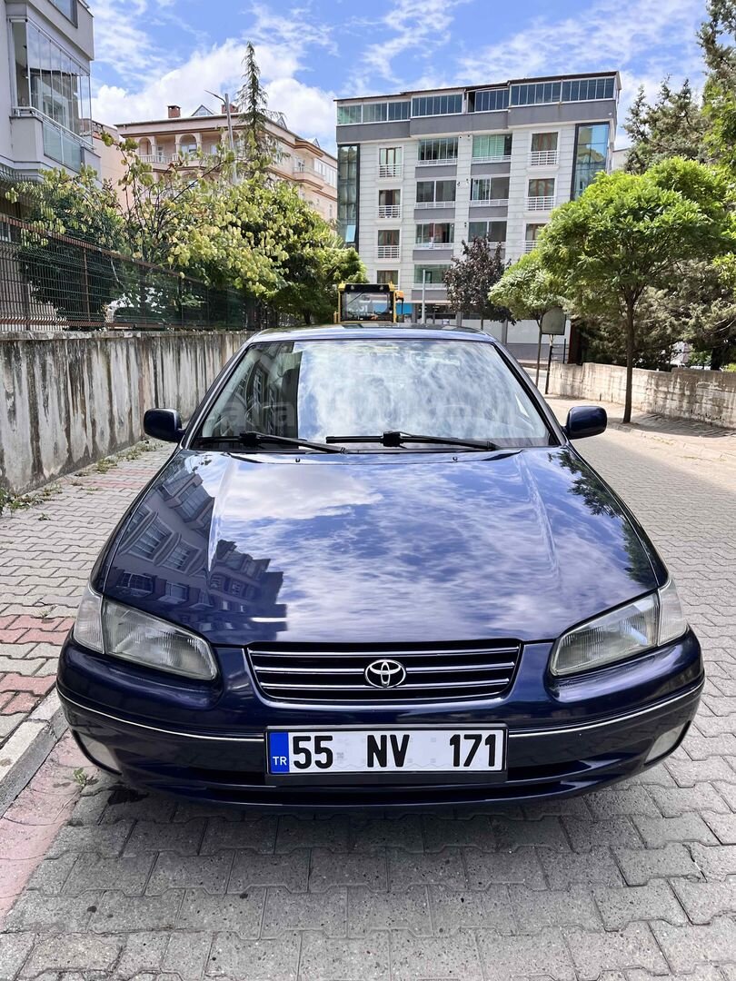 Sahibinden Toyota Camry 3.0 GX 1999 Model Samsun 115.000 km Lacivert 2