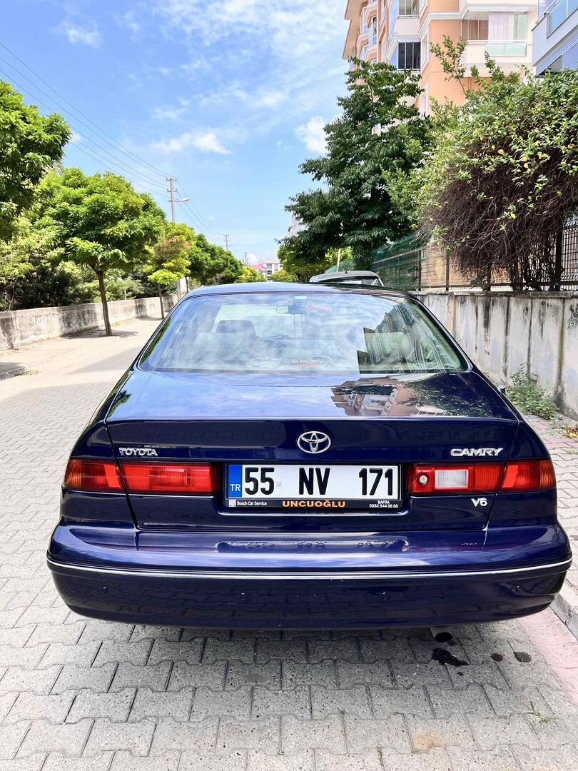 Sahibinden Toyota Camry 3.0 GX 1999 Model Samsun 115.000 km Lacivert 6