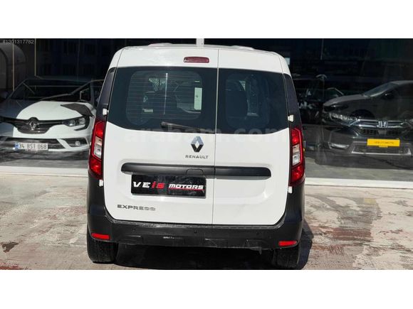 VEİS OTOMOTİV'DEN RENAULT EXPRESS VAN BOYASIZ %20 FATURALI