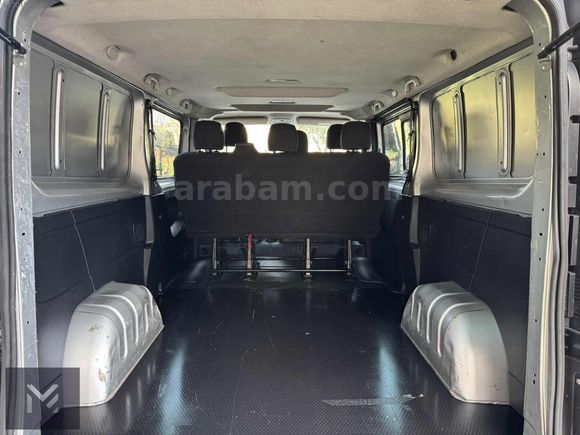 RENAULT TRAFİC 2017 MODEL MULTİX YARIMCAMLI UZUN YOL PAKET