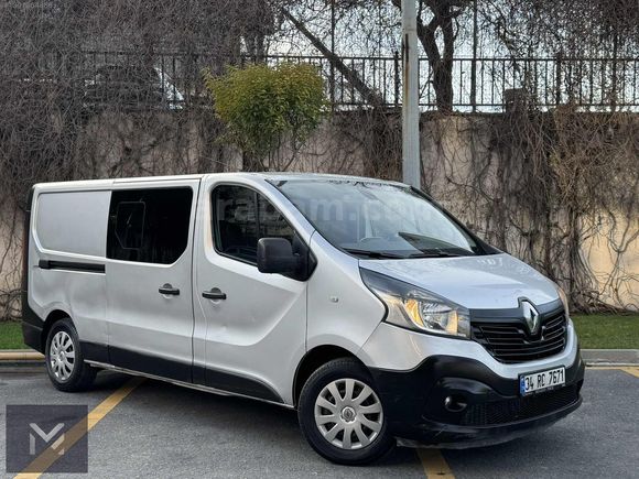 RENAULT TRAFİC 2017 MODEL MULTİX YARIMCAMLI UZUN YOL PAKET