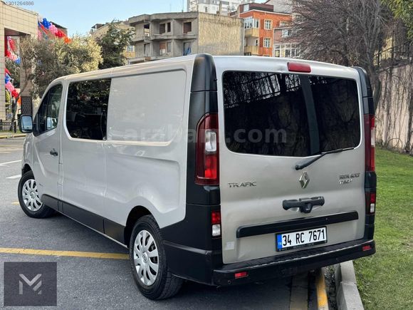 RENAULT TRAFİC 2017 MODEL MULTİX YARIMCAMLI UZUN YOL PAKET