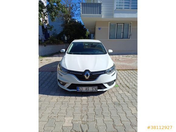 Sahibinden Renault Megane 1.5 dCi Touch 2018 Model Rize 148.000 km Beyaz