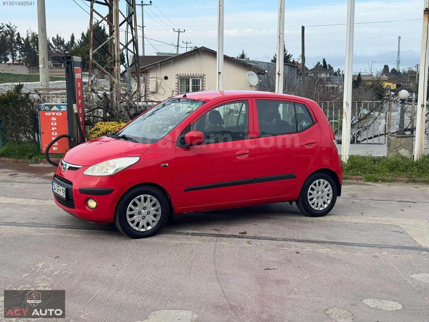 Galeriden Hyundai i10 1.1 Select 2009 Model İstanbul 118.000 km Kırmızı 2