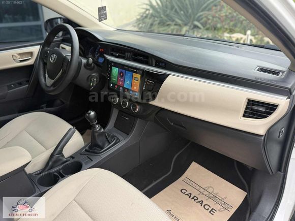 2015 TOYOTA COROLLA LPGLİ CAR PLAY GERİ GÖRÜŞ