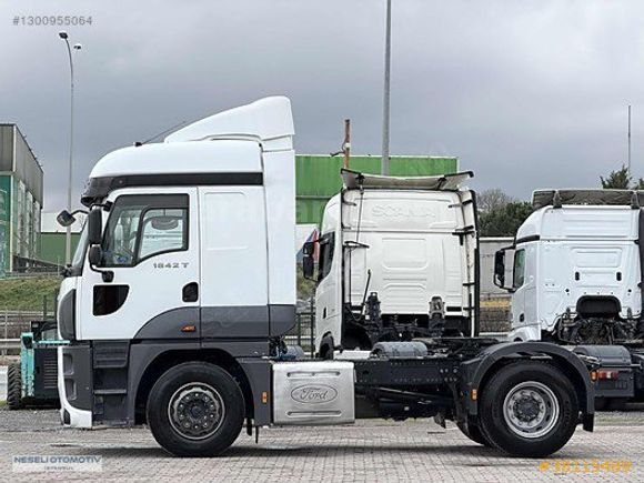 NEŞELİ İSTANBUL-2022 FORD 1842T DEP+PTO+KLİMA *81.000KM*