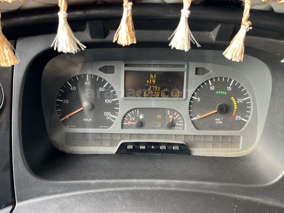 ?GİRGİN Trucks ?DAN 2007 MODEL AXOR 1840 SIFIR MOTOR