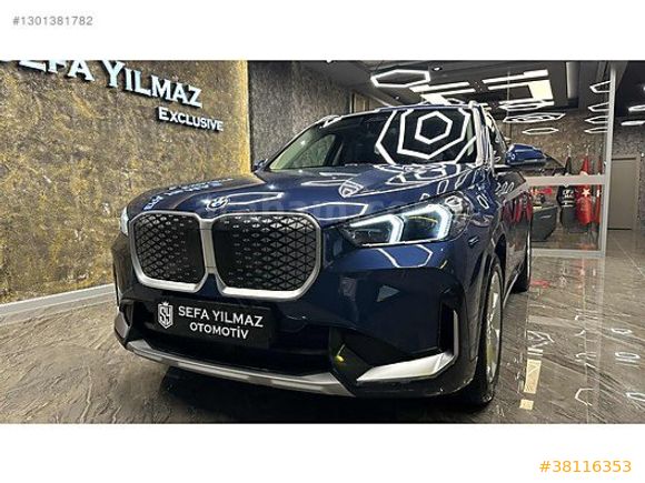 SEFA YILMAZ'DAN 2024 X1 eDRIVE20 XLINE BOYASIZ MOCHA DERI