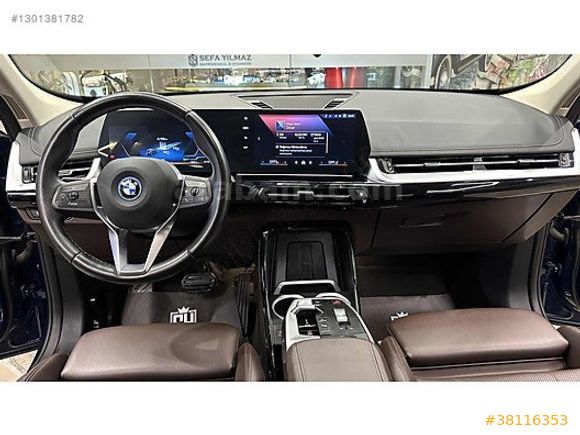 SEFA YILMAZ'DAN 2024 X1 eDRIVE20 XLINE BOYASIZ MOCHA DERI