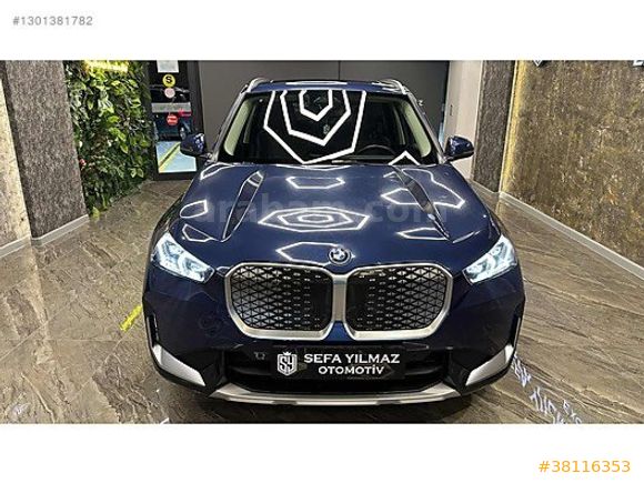 SEFA YILMAZ'DAN 2024 X1 eDRIVE20 XLINE BOYASIZ MOCHA DERI