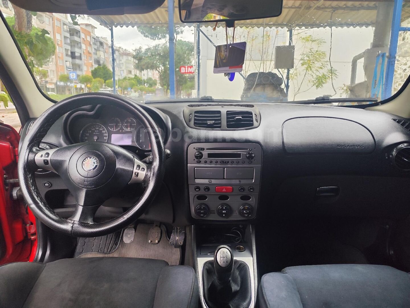 Sahibinden Alfa Romeo 147 1.6 TS Distinctive 2008 Model Muğla 270.000 km Kırmızı 6