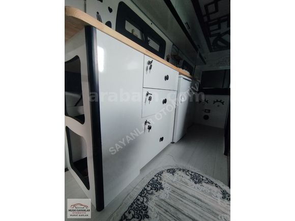Öz muski sayanlar otomotivden motokaravan