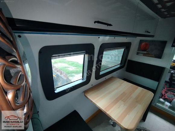 Öz muski sayanlar otomotivden motokaravan