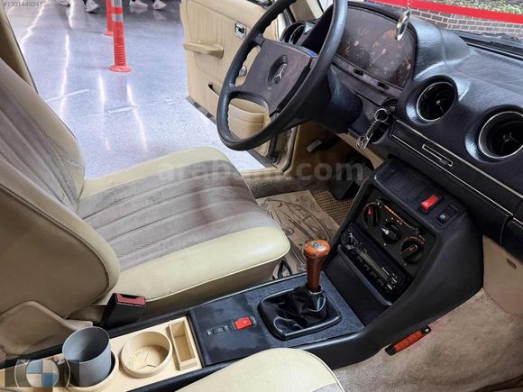 ORJİNAL 1982 MERCEDES W123 KASA 200