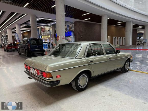 ORJİNAL 1982 MERCEDES W123 KASA 200