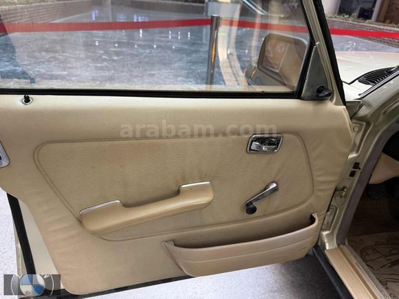 ORJİNAL 1982 MERCEDES W123 KASA 200