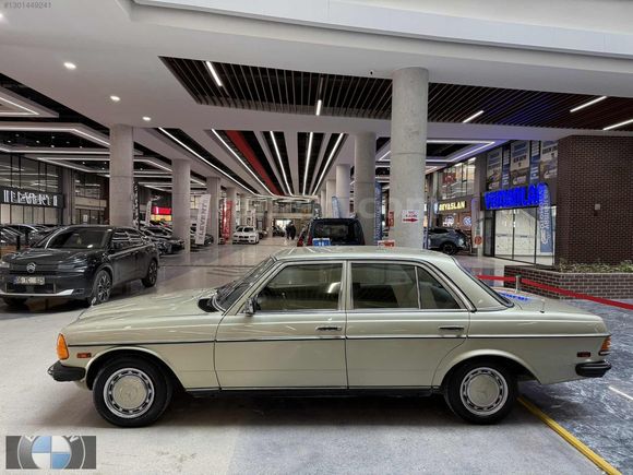 ORJİNAL 1982 MERCEDES W123 KASA 200