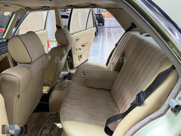 ORJİNAL 1982 MERCEDES W123 KASA 200