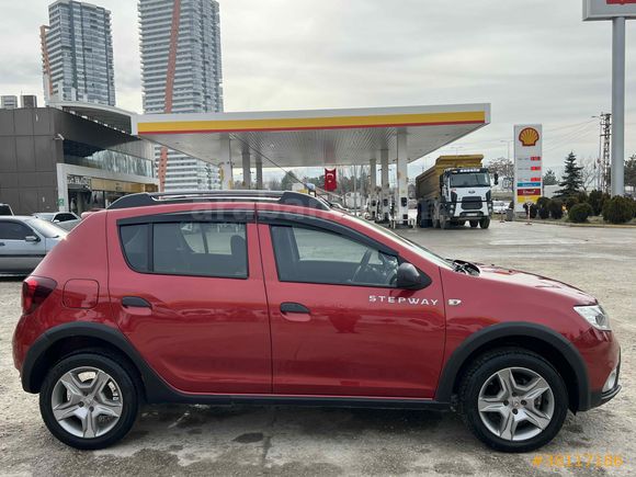 Sahibinden Dacia Sandero 0.9 TCe Stepway Easy-R 2017 Model Ankara 75.000 km Kırmızı