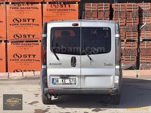 YAHŞİ AUTO'DAN DÜŞÜK KİLOMETRELİ AİLE ARACI