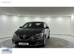 2025 Megane Sedan 1.3 TCe Touch EDC 12.372 KM / "%0,79 KREDİ"